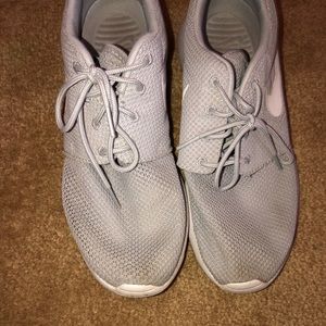 Nike Roshes